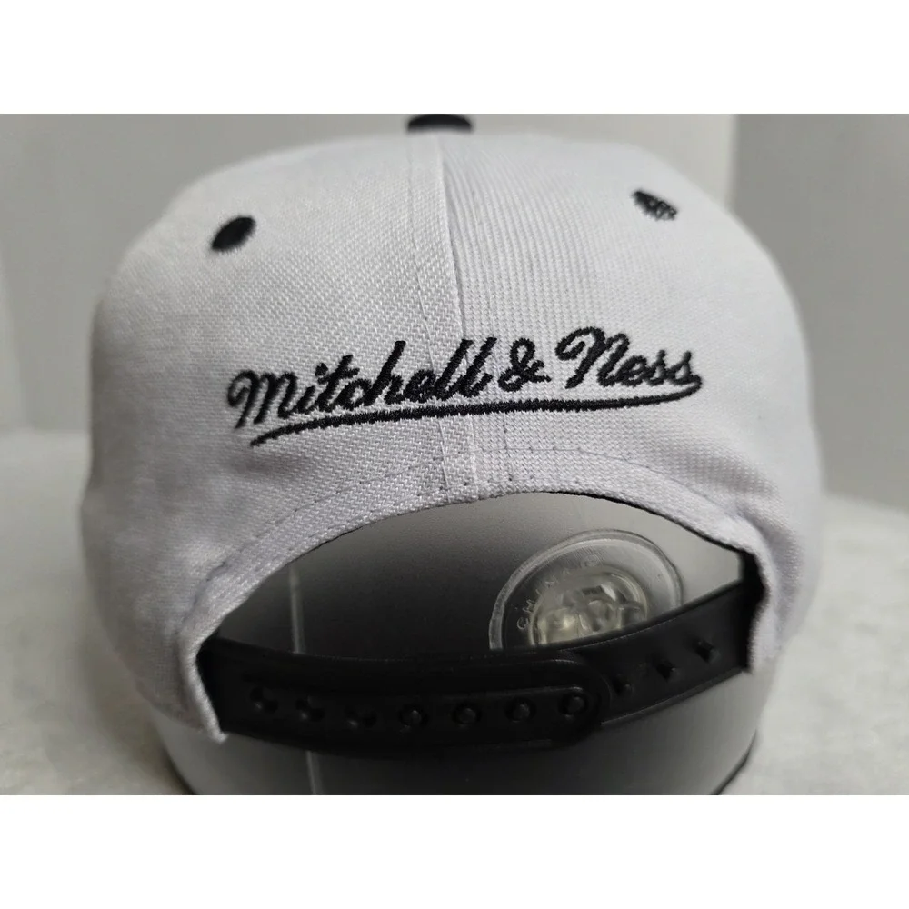 Mitchell & Ness show off